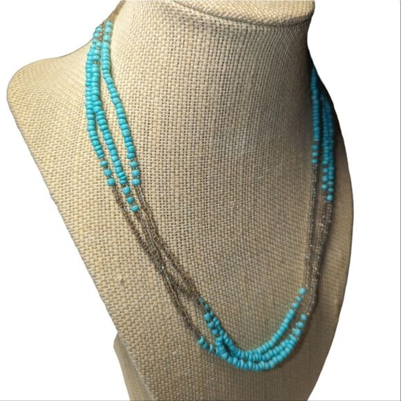 Handmade turquoise color and clear beaded necklace - Picture 2 of 5